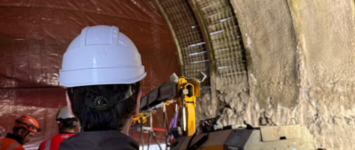 Projection de béton avec manipulateur et bras automatique en Suisse